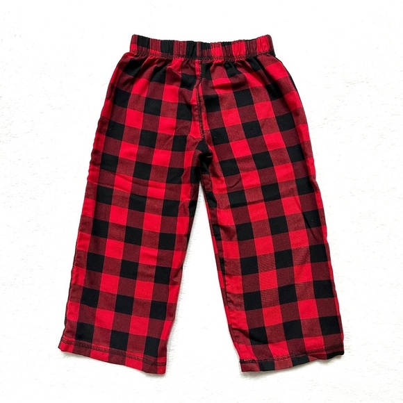 ⭐️ 5 for $25 Carter’s Red and Black Plaid Kids Pajama Pants Size 4 T - Picture 2 of 4
